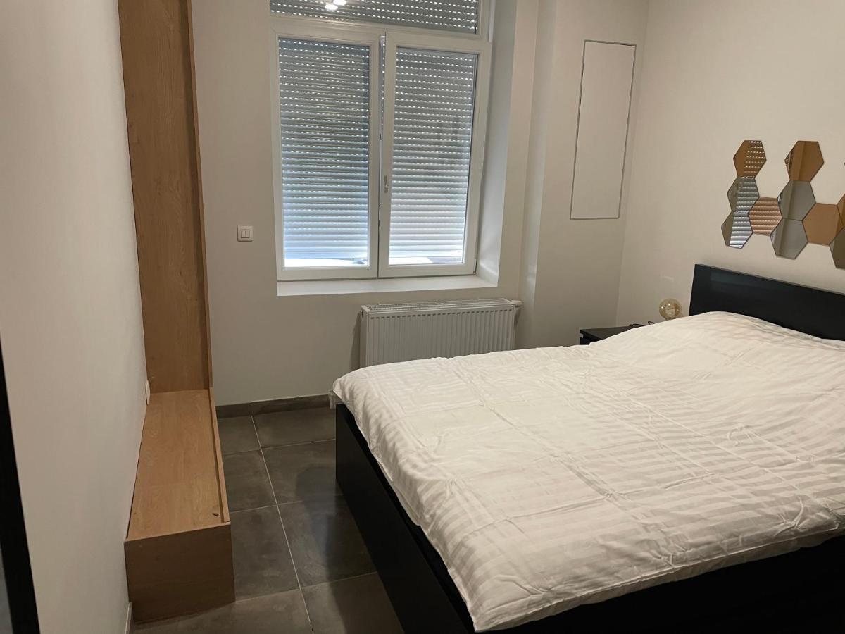 Room Of Tournai Luaran gambar